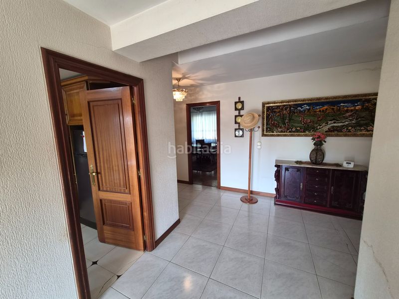 Foto e4c771ee-c64c-405e-b5ba-026b545e04d5. Chalet avec cheminée chauffage parking dans Oleiros pueblo Oleiros