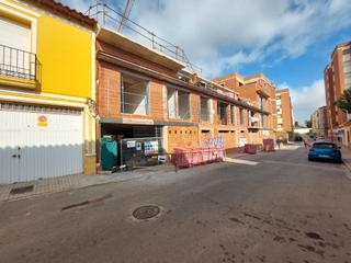 Pis  Calle arroyo mina. Bajo exterior c/aldonza