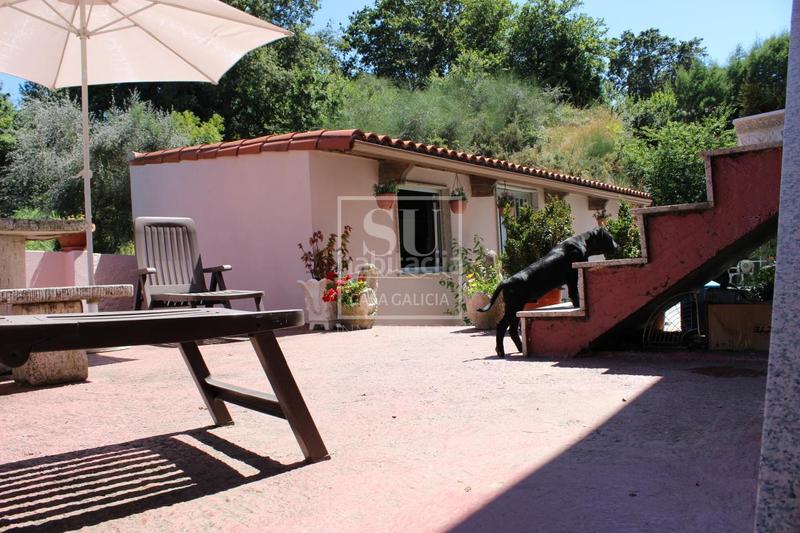 Foto b9889403-2105-4bc2-a308-55e992180acc. Casa a schiera con riscaldamento parcheggio in Comesaña - Matamá Vigo