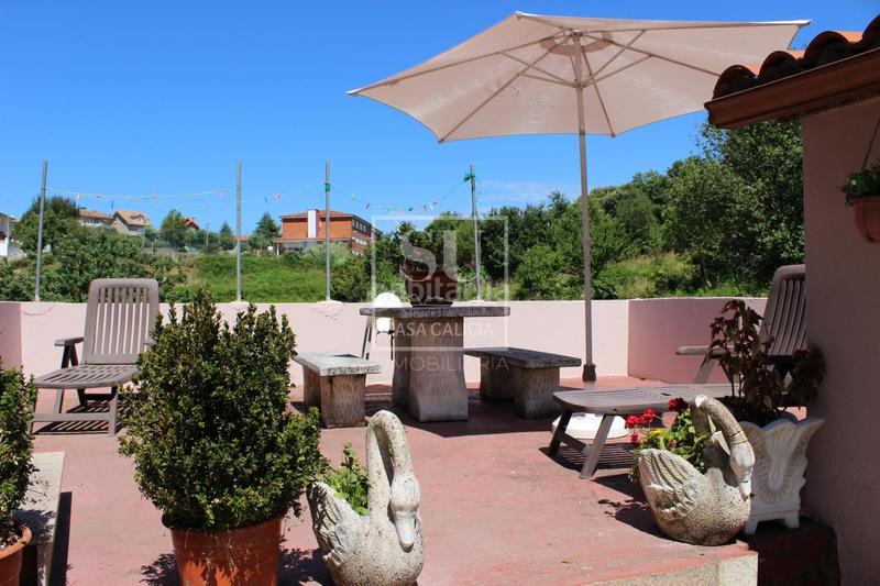 Foto bc3e6a2a-f592-4dc5-8878-d185edd760f8. Casa a schiera con riscaldamento parcheggio in Comesaña - Matamá Vigo