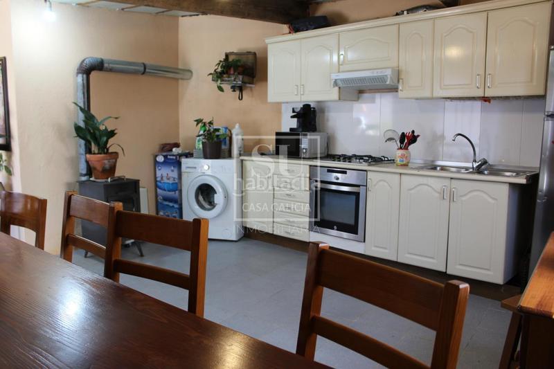 Foto e6e2318d-5f48-4623-8075-099eea4e8258. Casa a schiera con riscaldamento parcheggio in Comesaña - Matamá Vigo