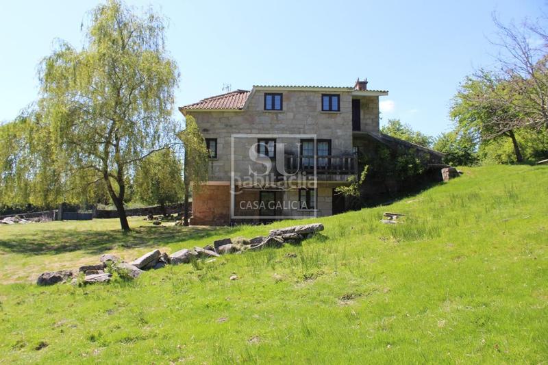 Foto 40ea0028-d80f-42ec-a57f-9b5165e7518f. Masía en Lama (A)