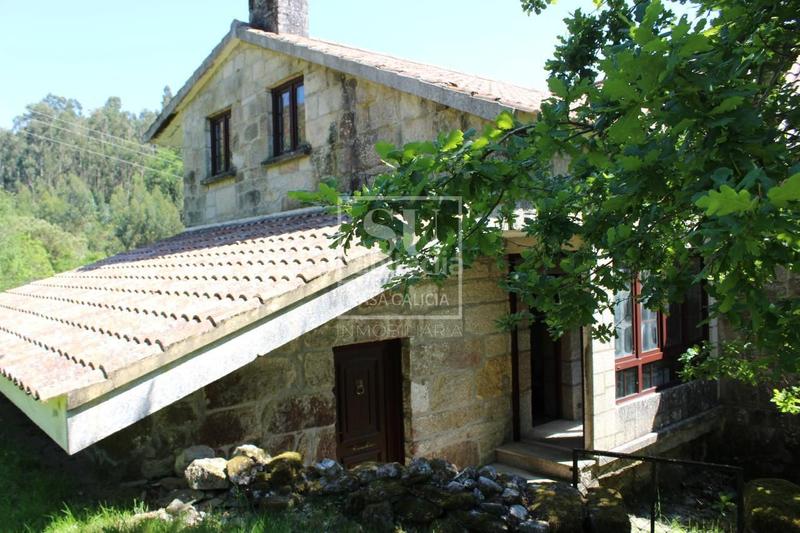 Foto 9f16eb82-23bb-4344-9d15-ea33d14bbb5a. Masía en Lama (A)