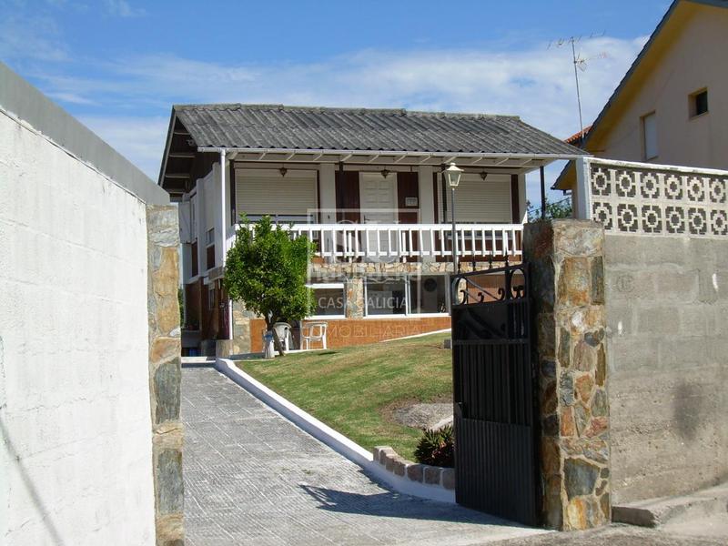 Foto 912ad102-0cb5-4340-be0d-d4885ae6fa96. Chalet with heating parking in O Hío Cangas