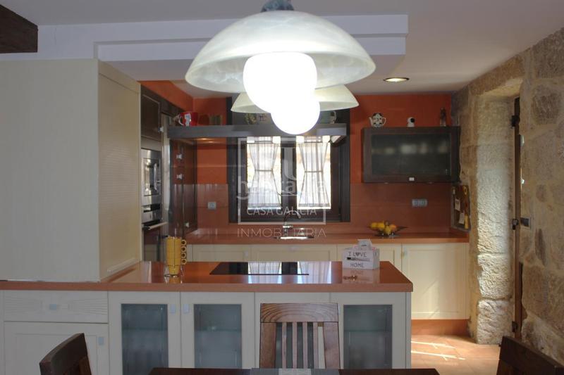 Foto 4cb6e7ba-44a7-48a3-8a1b-7a7480e65873. Chalet with heating parking pool in San Pedro da Ramallosa Nigrán