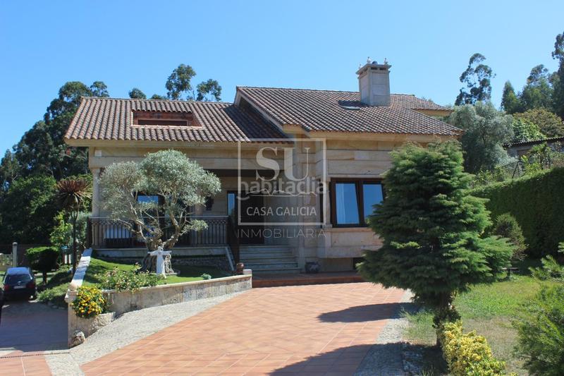 Foto 56b6d53d-ead8-4a8e-b2cf-cd6500a21c9f. Chalet mit heizung parking pool in Baiona