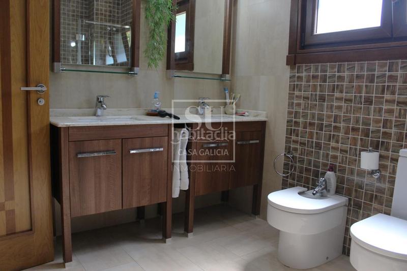 Foto ca5c38ea-4285-4135-9208-ca2cc75eed2e. Chalet mit heizung parking pool in Baiona