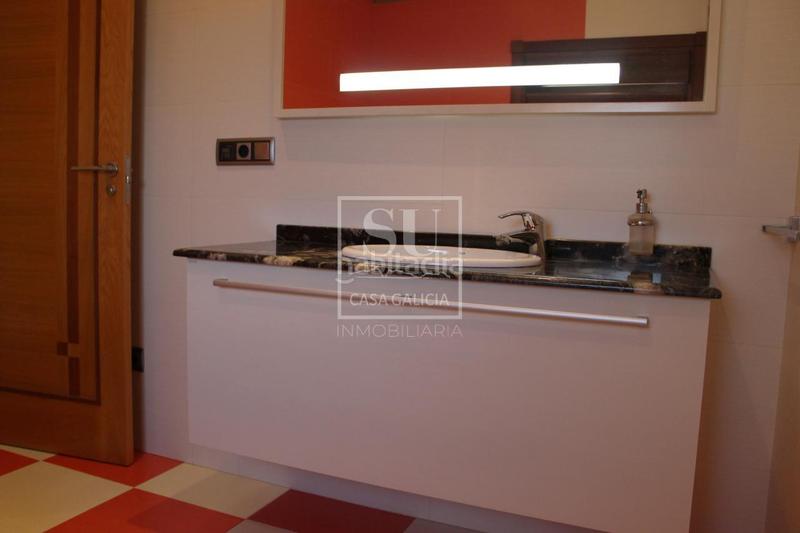 Foto 3e7178df-213b-4b2d-908c-6620ea74a7ba. Chalet con riscaldamento parcheggio piscina in Baiona