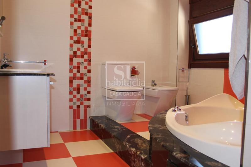 Foto 7101d021-1001-4084-808b-c95b3de730af. Chalet con riscaldamento parcheggio piscina in Baiona