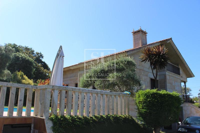 Foto cf9b3fde-f558-4d2d-84f5-3e231cb9a8da. Chalet con riscaldamento parcheggio piscina in Baiona