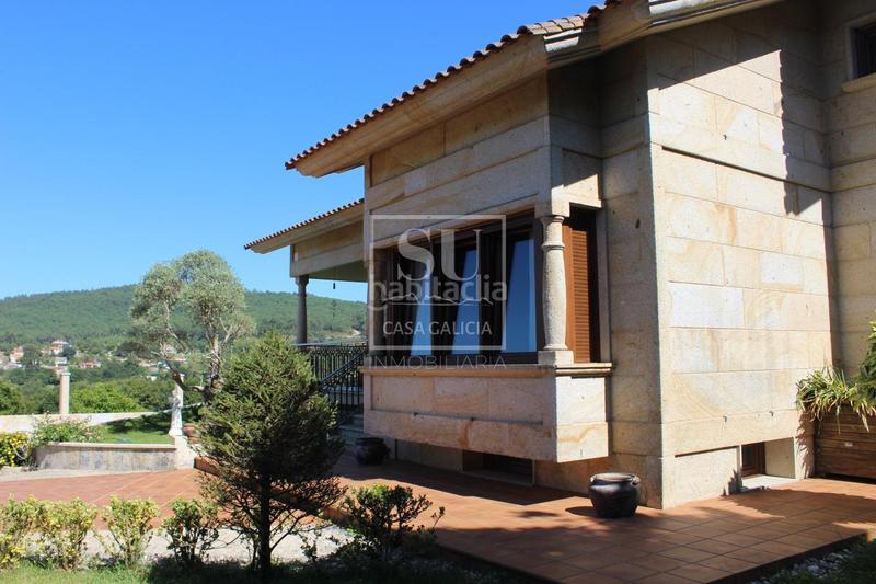 Foto f66c161c-42a2-47ca-95b6-523529e0b00e. Chalet con riscaldamento parcheggio piscina in Baiona