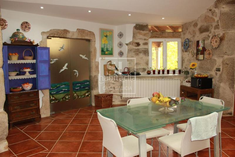 Foto 7e463d32-5e1e-48d4-9bfd-d7af9b845583. Xalet amb calefacció aparcament a Gondomar