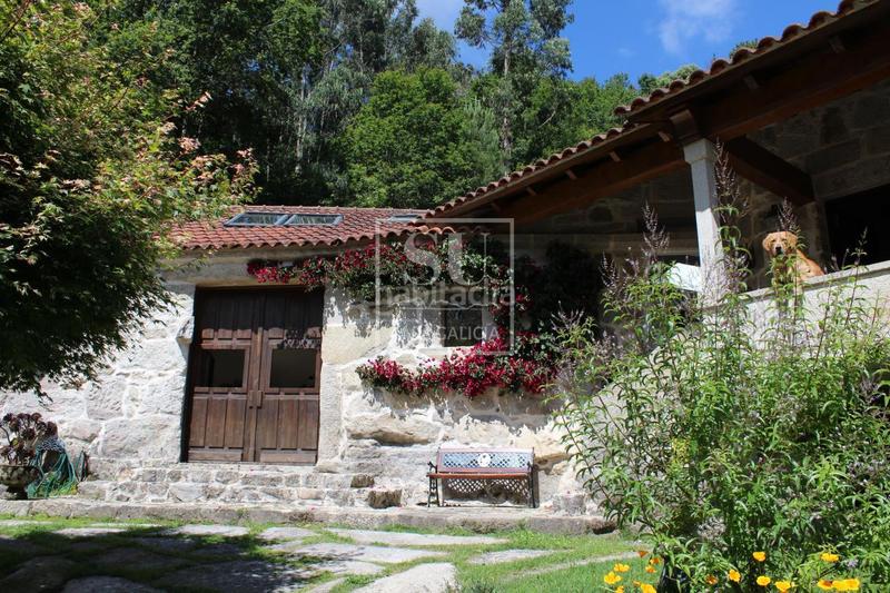 Foto 94181f84-9b06-4cd3-b8d8-f6551da9dc49. Xalet amb calefacció aparcament a Gondomar