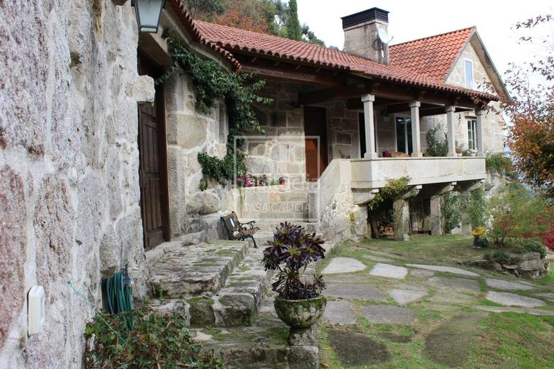 Foto ac3da6ef-cad1-4d26-acbf-82d5fd618d67. Xalet amb calefacció aparcament a Gondomar