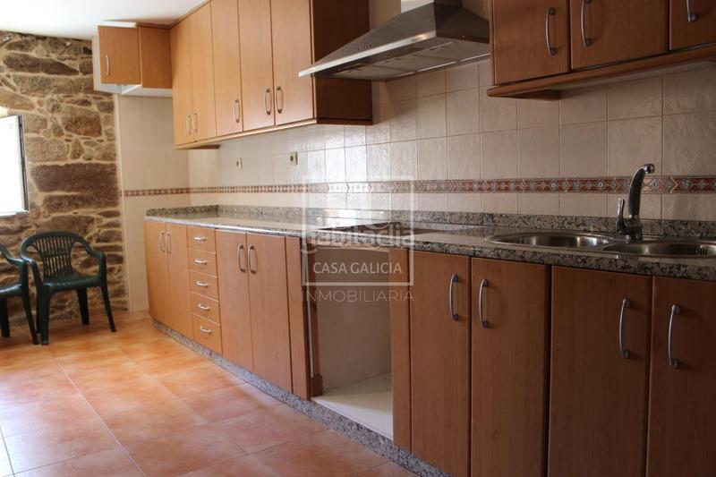 Foto 3c0ad135-4ff5-4646-a327-80be42a12fb6. Mas avec parking dans Baiona