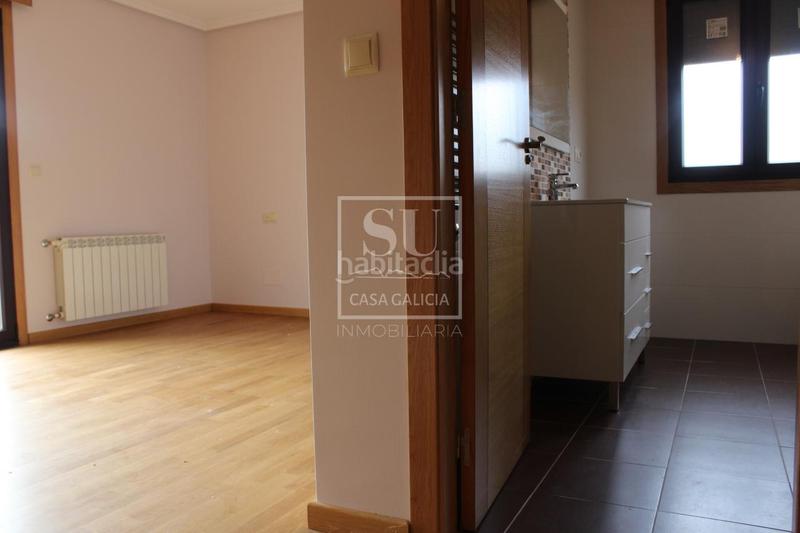 Foto 14634acd-f0a5-4127-a35d-2ecec0465dd1. Chalet with heating parking in Baiona