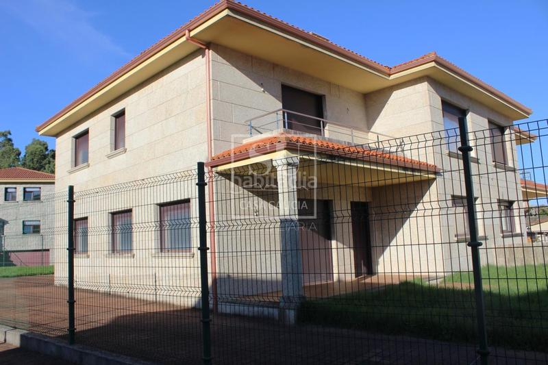 Foto cdec19bb-1c17-4ef9-9f2d-bc9cf0b4f0e3. Chalet with heating parking in Baiona