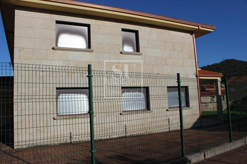 Foto da1fe33d-3b69-4709-ba1e-2b5dd186ad6a. Chalet with heating parking in Baiona