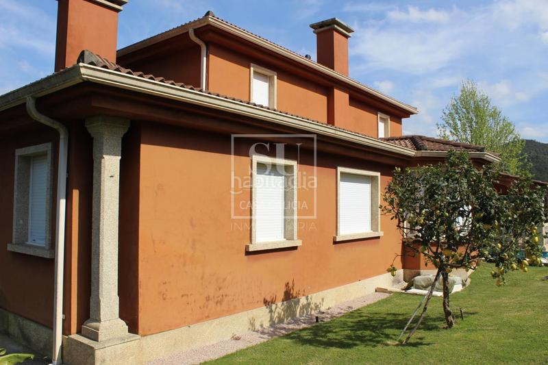 Foto a3160226-4057-45f1-b49e-592224fb7d68. Chalet mit heizung parking pool in Baiona