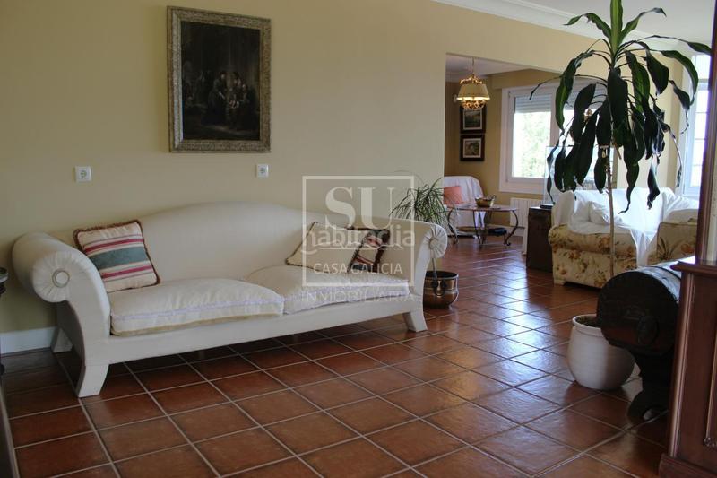 Foto e018a0df-664a-4e62-bc6c-51345085e851. Chalet con riscaldamento parcheggio piscina in Baiona