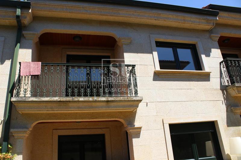 Foto f52f3686-ab2a-42ce-b285-e2098d870e65. Casa adossada amb calefacció aparcament a Baiona