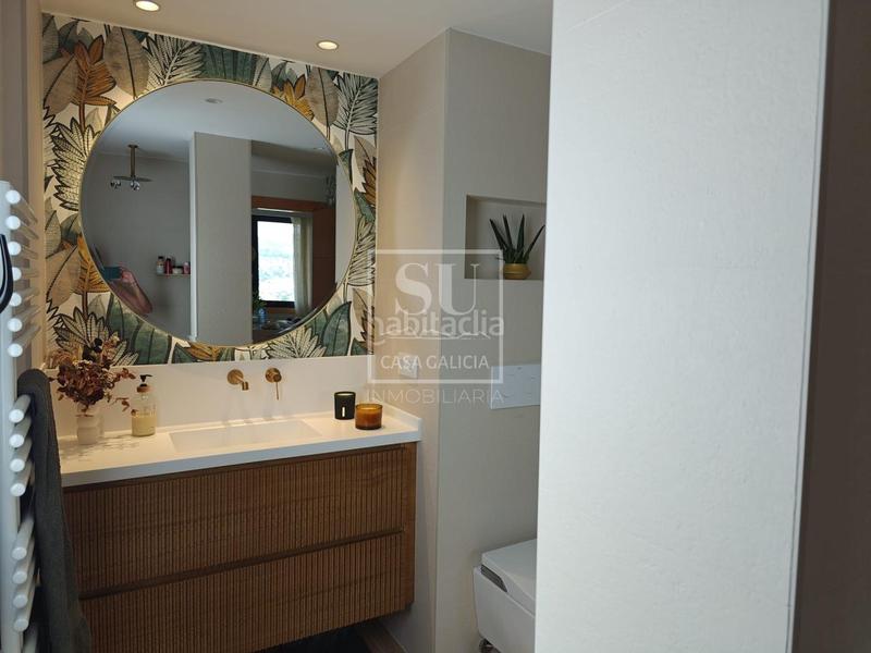 Foto 5a775d50-f7f0-44a3-aa31-21ec249f2a73. Casa pareada en Lavadores Vigo