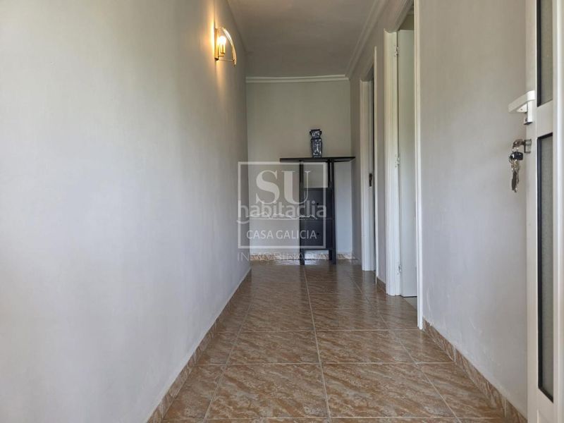 Foto f31f7dc6-f3a1-486a-b80a-5722c8f9fb1d. Chalet en Nigrán centro Nigrán