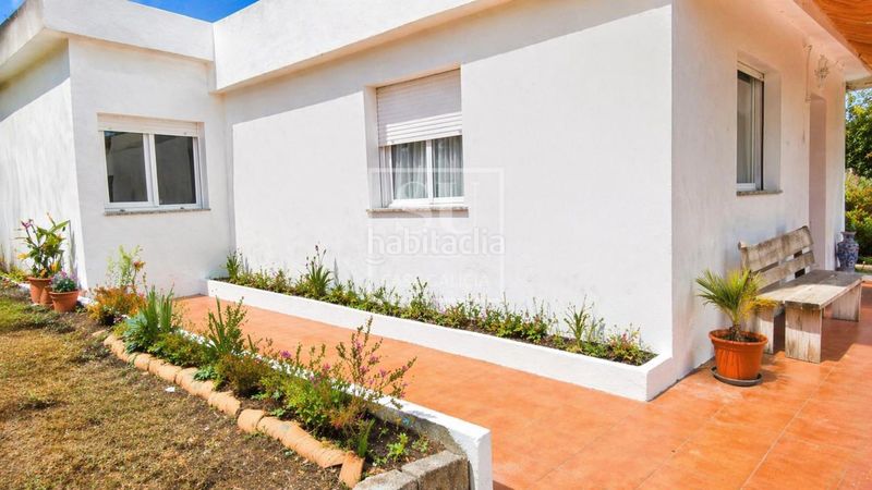 Foto 089284f5-5923-487e-bfea-a981e2aecce3. Xalet a Nigrán centro Nigrán