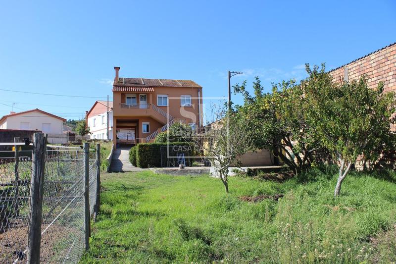 Foto 01b573d5-b163-4038-9bd4-bc087abae2a8. Chalet with parking in Baiona