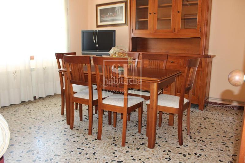 Foto 68d2655b-dac5-49f0-a5a7-9196fcd2113d. Chalet with parking in Baiona