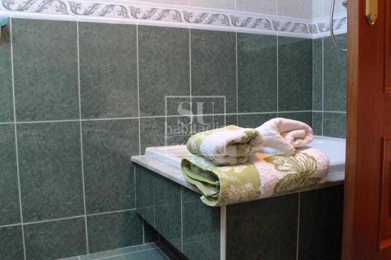 Foto cbb04ade-62c9-4961-9347-c857f1d4e752. Chalet mit heizung parking in Tomiño