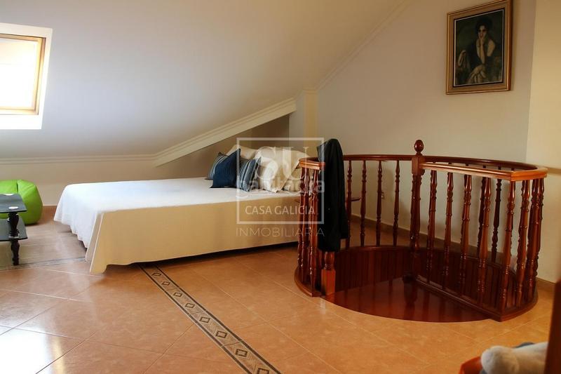 Foto 93650086-ad43-4d8b-9faa-897e17470d27. Reihenhaus mit heizung parking in Oia