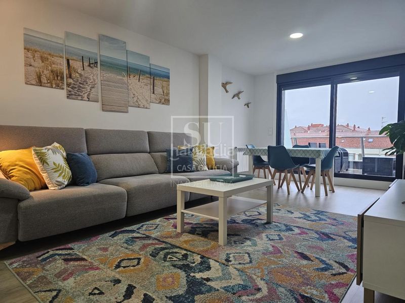 Foto ba368918-9345-47a5-9f7c-b3a500e48248. Miete etagenwohnung mit heizung parking pool in Baiona