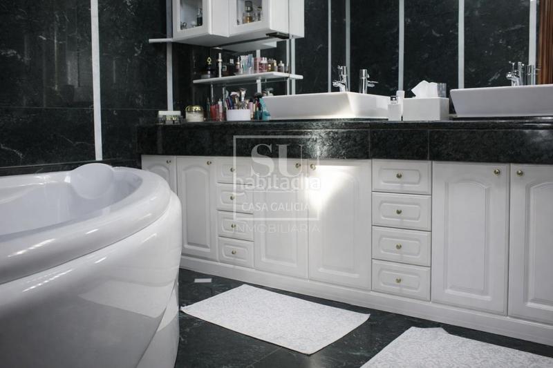 Foto b182715c-c620-4807-a0d5-613a6d791f48. Chalet en Coruxo - Oia - Saiáns Vigo