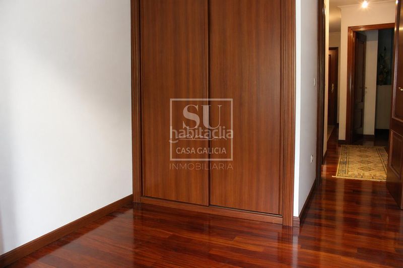 Foto 0e940d45-8149-43d4-a188-9da0cbf8ac2a. Pis amb calefacció aparcament a Sardoma - Castrelos Vigo