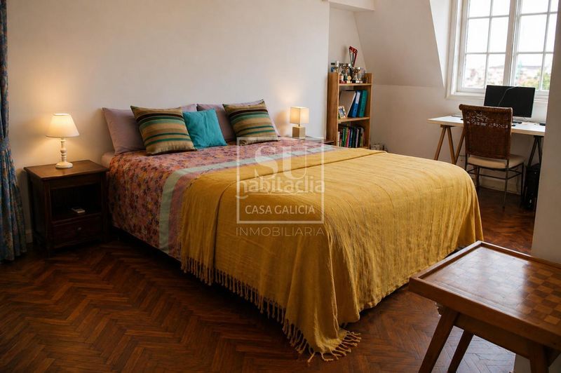 Foto 10dc5e15-e8c5-4e3d-9c34-39e9bdd8ce4c. Casa adossada amb calefacció aparcament piscina a Baiona