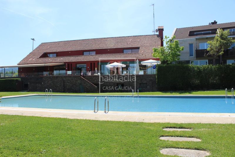 Foto 1bba8b46-91a3-4363-954e-2e5ba730ff29. Casa adossada amb calefacció aparcament piscina a Baiona