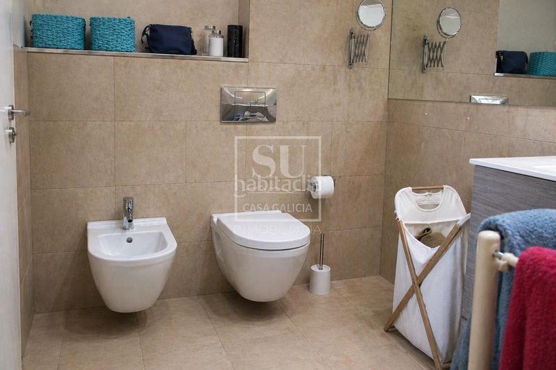 Foto 37940541-a203-44f1-9983-11c329a2c5d0. Casa adossada amb calefacció aparcament piscina a Baiona