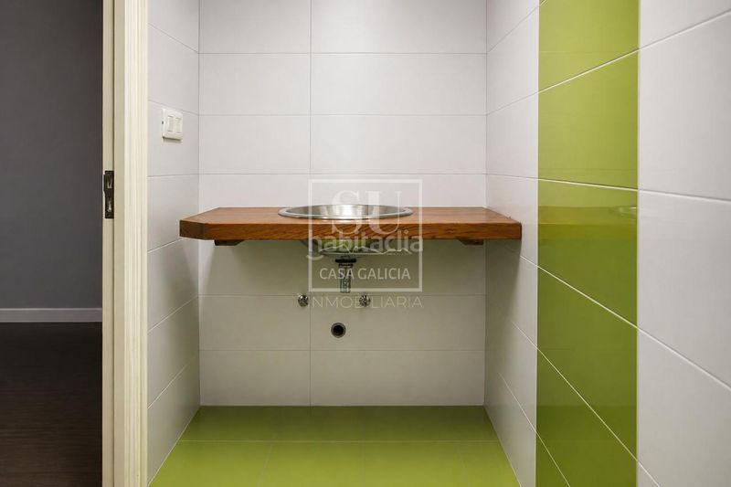 Foto 5736f655-b096-4d67-b5ed-8c0732377ec3. Casa adossada amb calefacció aparcament piscina a Baiona