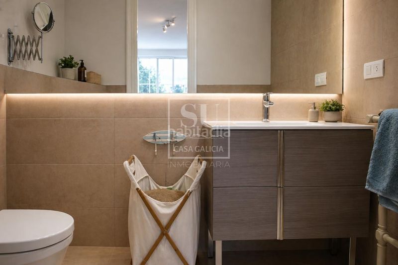 Foto 8c307dc4-ca03-42b1-a7ca-bcf94d15b251. Casa adossada amb calefacció aparcament piscina a Baiona