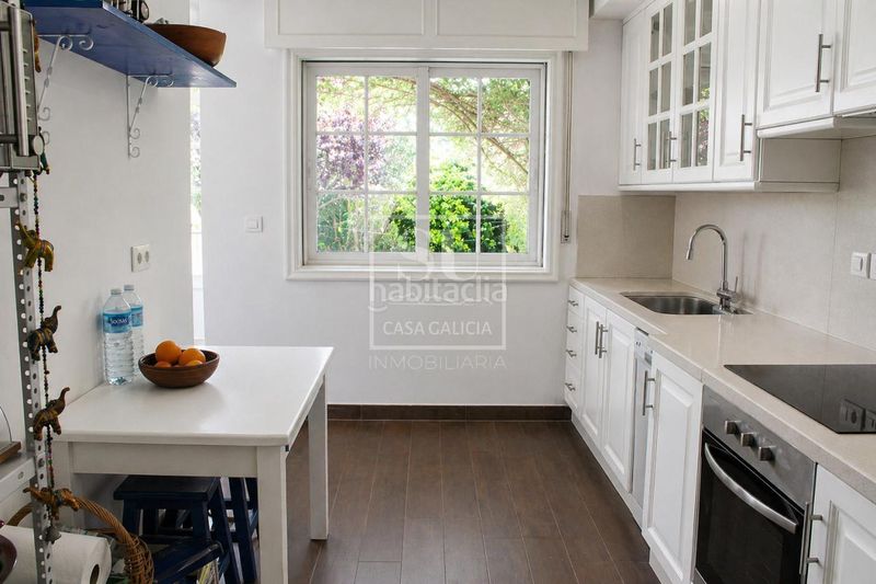 Foto a46a514b-68a5-45bd-91eb-b54b11776afd. Casa adossada amb calefacció aparcament piscina a Baiona