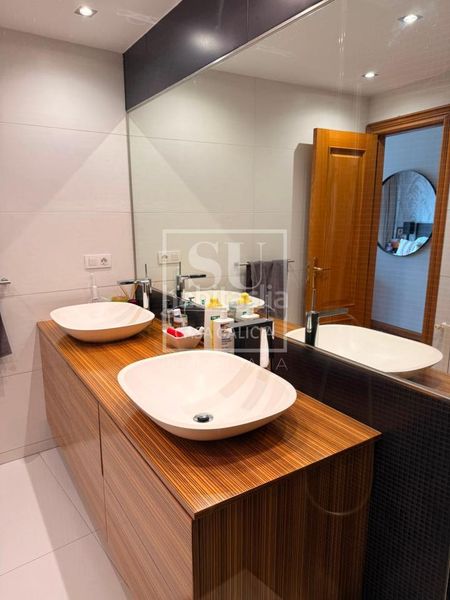 Foto 4c8d9e23-0a5a-42b3-a1a2-9848676fcfe4. Rent flat with heating parking in Baiona