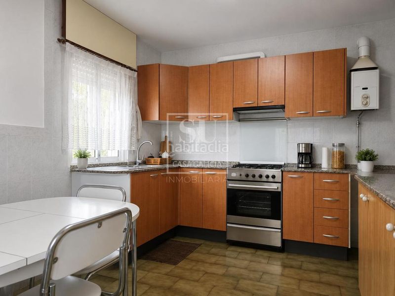 Foto 4b27925b-a34f-4278-9dae-1138d0490e20. Chalet en Baiona