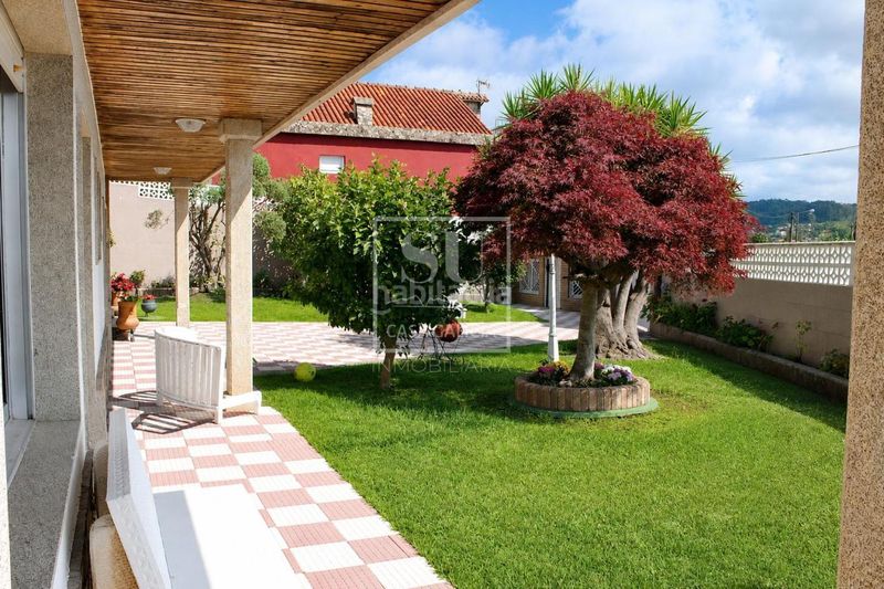 Foto ed8d5898-3291-4033-94e8-31a24457dd07. Xalet amb calefacció aparcament piscina a Nigrán centro Nigrán