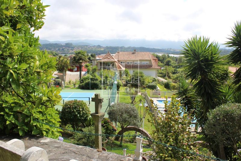 Foto f46a2f20-2fb1-441a-a578-c66cdd8547b7. Xalet amb calefacció aparcament piscina a Nigrán centro Nigrán