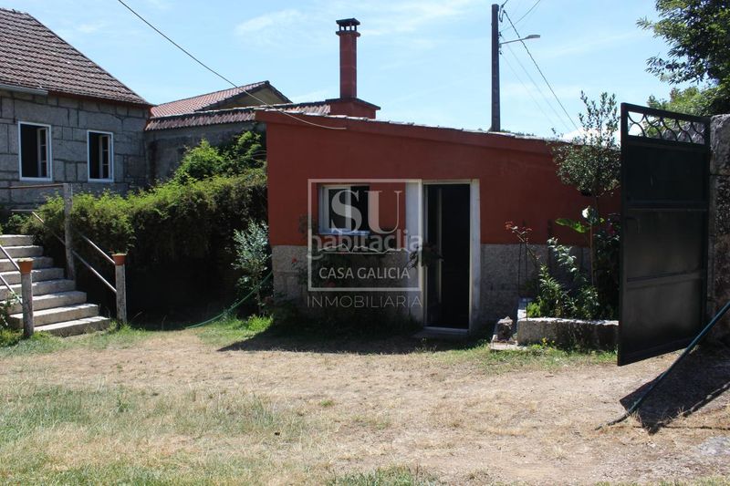 Foto 75c34285-0c64-4e18-96a3-be3a44885bb5. Casa amb aparcament a Salceda de Caselas
