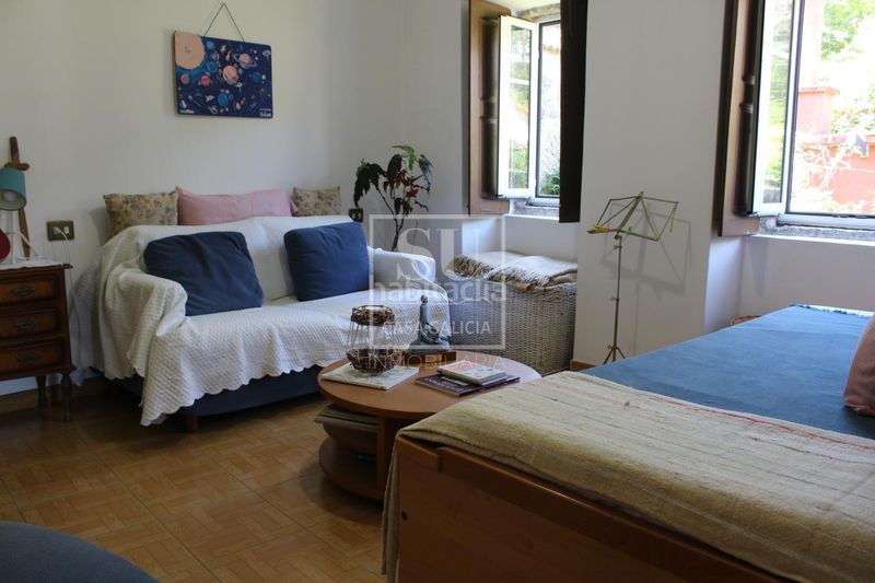 Foto a91907aa-fe99-401e-b00c-1ba650548755. Casa amb aparcament a Salceda de Caselas