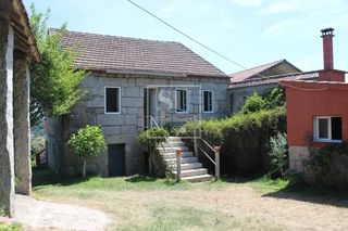 House in Salceda de Caselas