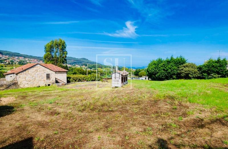 Foto 8f0c2986-5737-4deb-8dfc-417267e9f3a6. Chalet en Gondomar