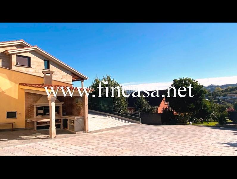 Foto 5a4fdc4f-2b12-45ae-8062-86e617c64e96. Chalet en Sardoma - Castrelos Vigo